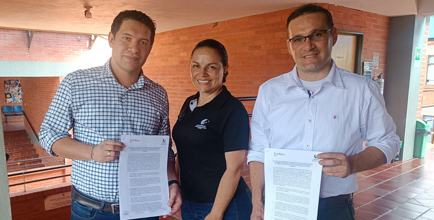UNISANGIL y Eco Fibras Firman Convenio de Cooperación para Impulsar Desarrollo Regional