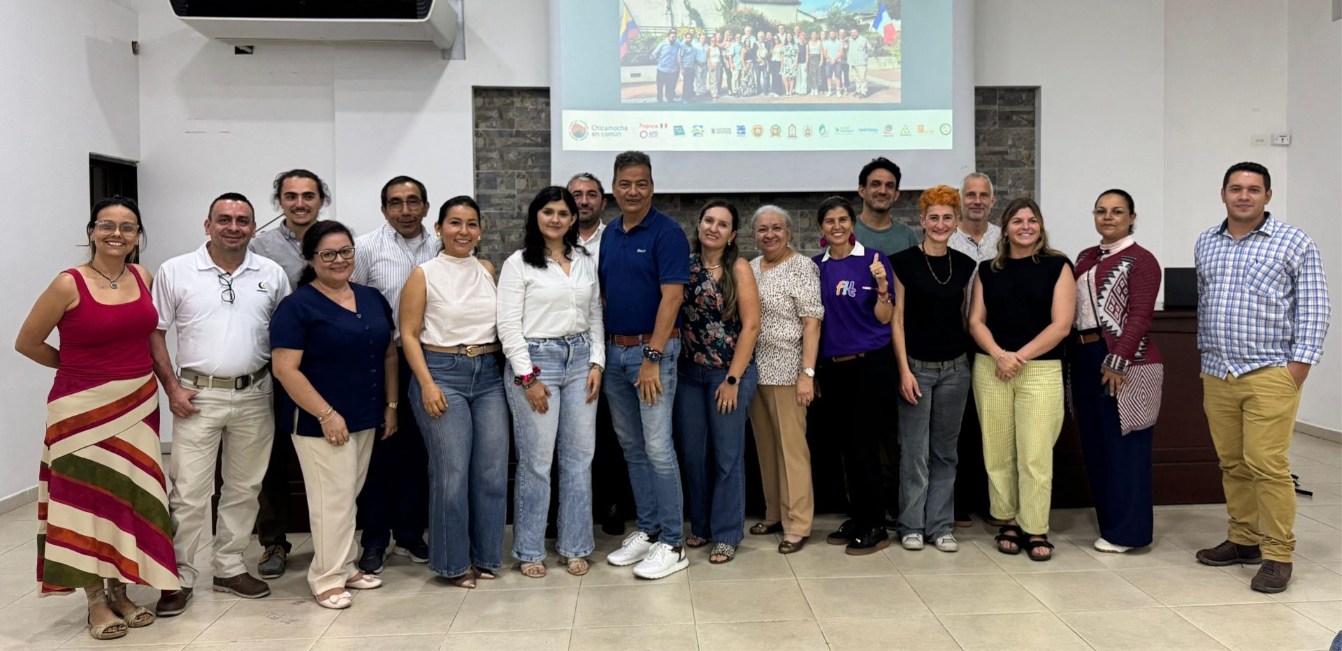 En UNISANGIL se desarrolló la Jornada de socialización de resultados de estudio hídrico del proyecto Chicamocha en común