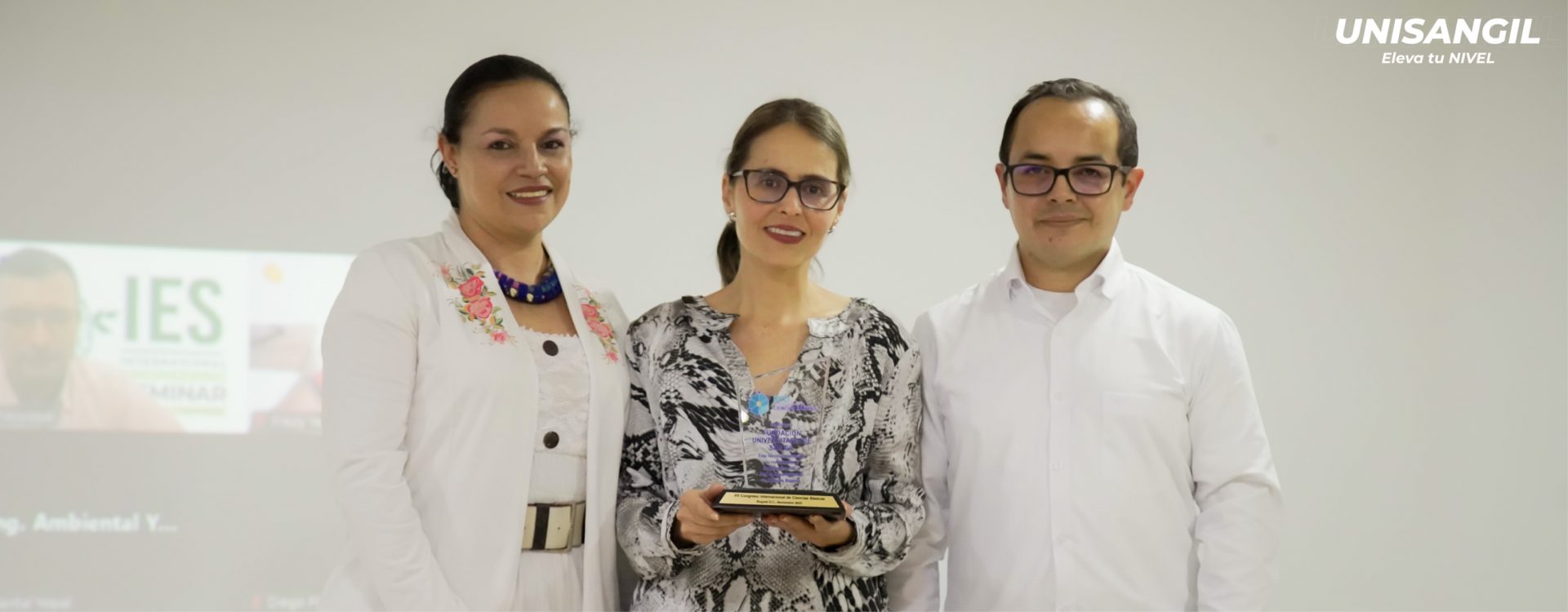 UNISANGIL recibe Reconocimiento Nacional por su liderazgo en Ciencias Básicas
