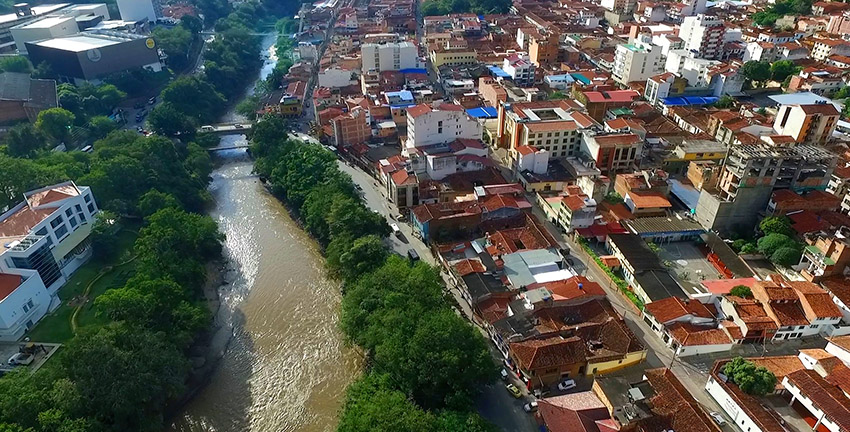 UNISANGIL y la CAS firman importante proyecto para salvar el río Fonce