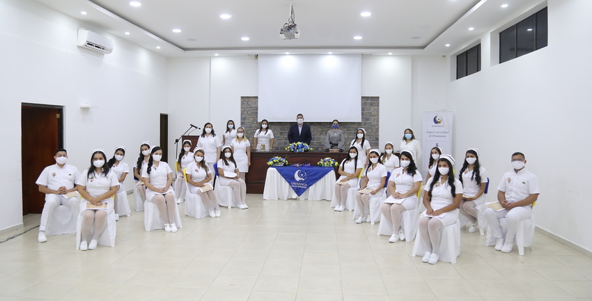 Primera Ceremonia de imposición de Tocas y Placas, sede San Gil, en modalidad de alternancia presencial y virtual