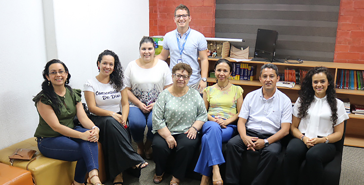 Instituciones de UNIRED crearán escuela de formación de semilleros de investigación